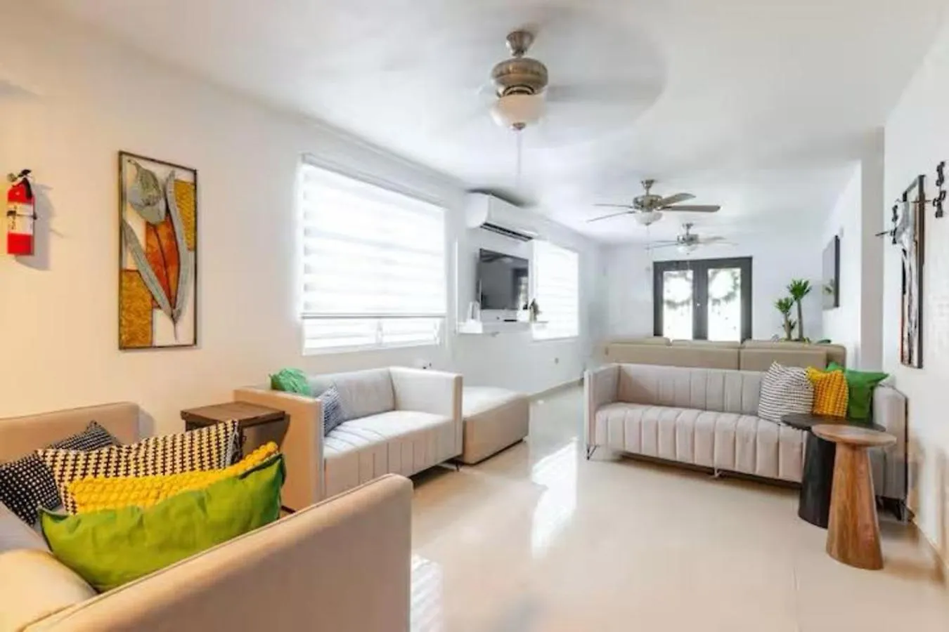 Hacienda M&B Perfect For Groups, With Pool And Spacious Patio Vega Baja